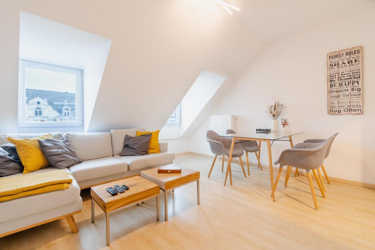 Home By Doni I Serviced Apartments I Ruhig I Zentral Nahe Rmcc, Staatsheater & Landtag Wiesbaden Luaran gambar