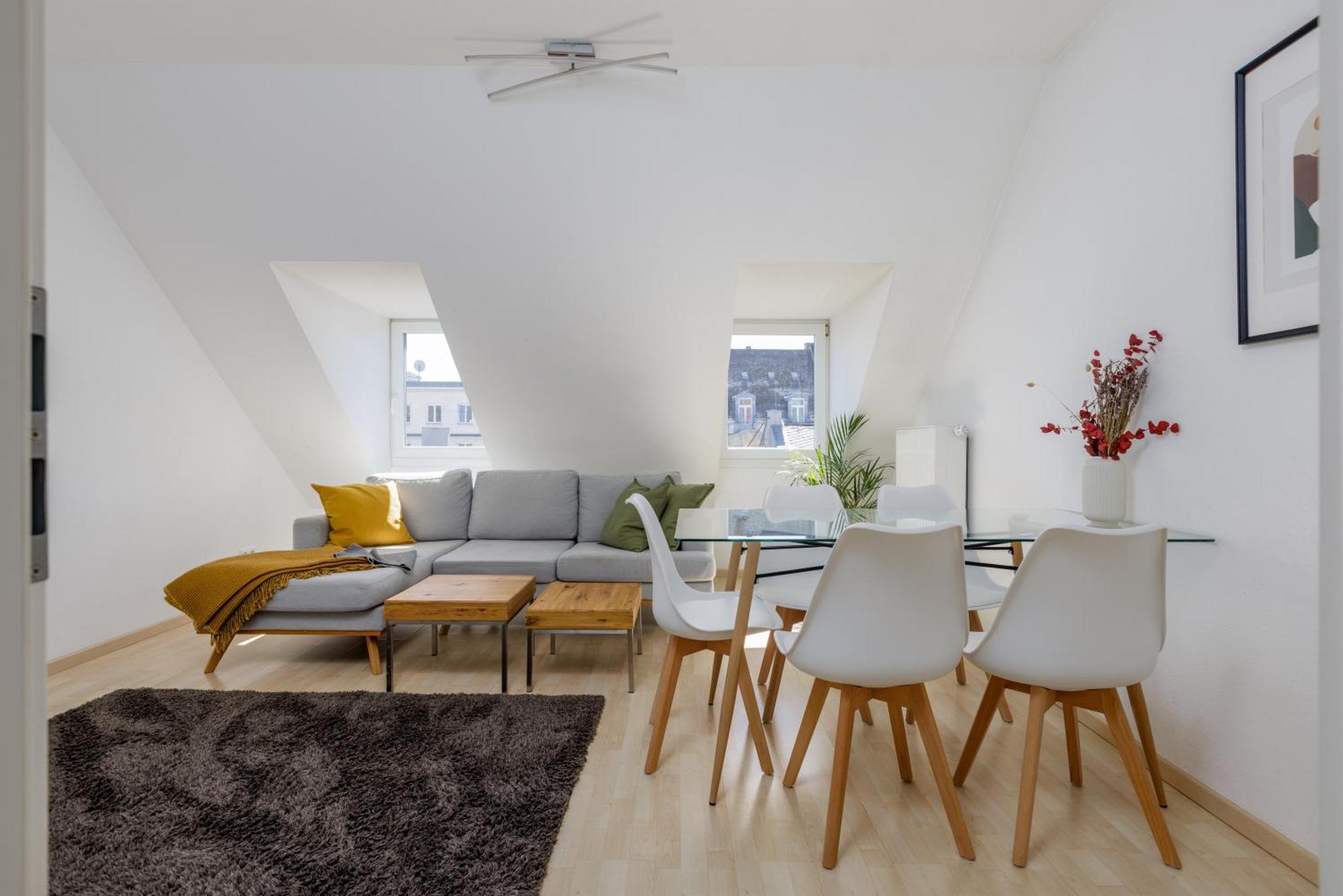 Home By Doni I Serviced Apartments I Ruhig I Zentral Nahe Rmcc, Staatsheater & Landtag Wiesbaden Luaran gambar