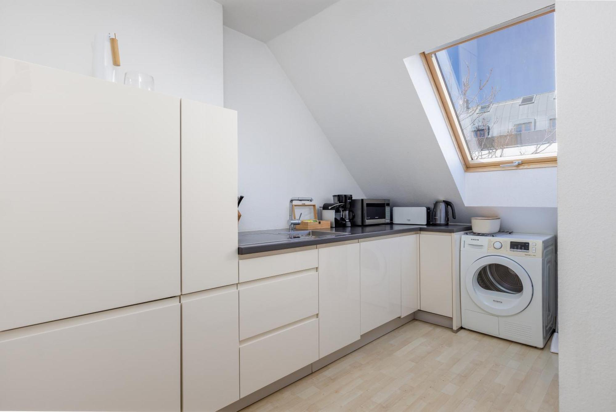 Home By Doni I Serviced Apartments I Ruhig I Zentral Nahe Rmcc, Staatsheater & Landtag Wiesbaden Luaran gambar